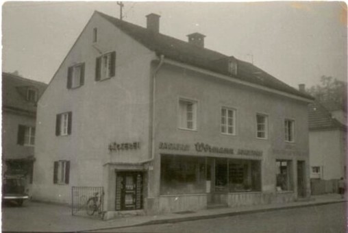 1966 - mit Backwarenautomaten 1966 - mit Backwarenautomaten