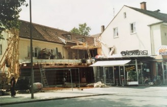 2004 - Anbau Backstube Strassenseite 2004 - Anbau Backstube Strassenseite